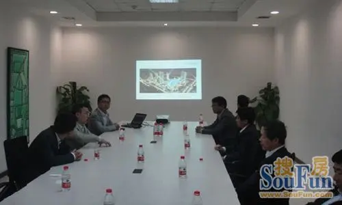 寄望华润助城市升级  2012年4月20日,余姚市副市长范焕平及市府办