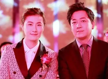 奥运冠军丁宁秒变迷妹 与潘粤明约定减肥笑靥如花