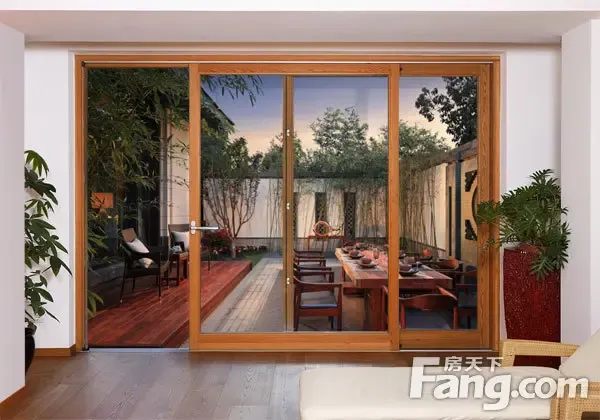 静音推拉门入户效果